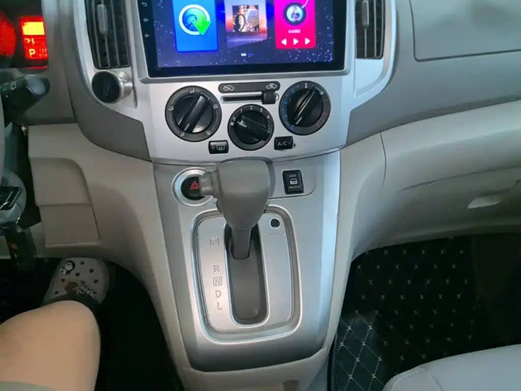 Nissan NV200 — миниатюра 14