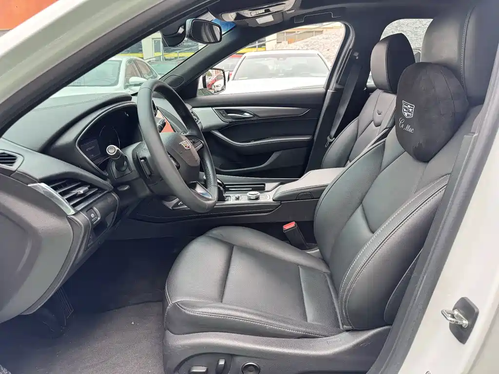 Cadillac CT5 — миниатюра 3