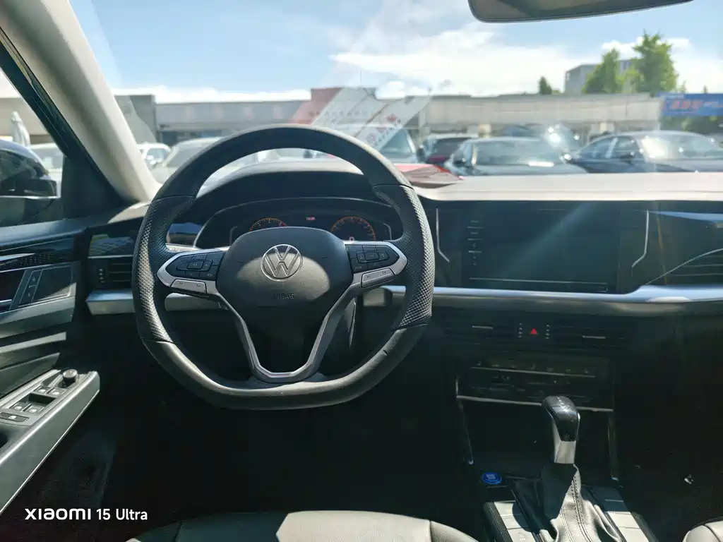 Volkswagen Passat 2022 330TSI Elite
