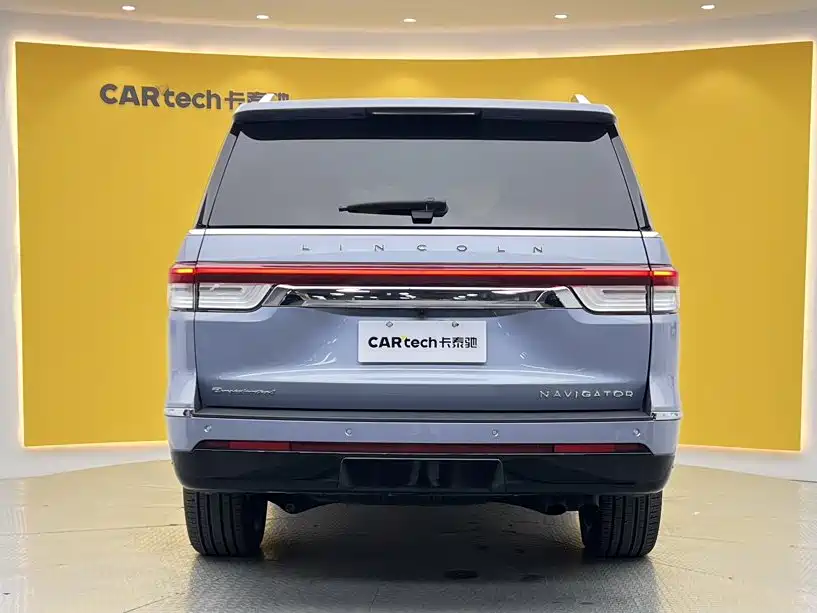 Lincoln Navigator — миниатюра 4