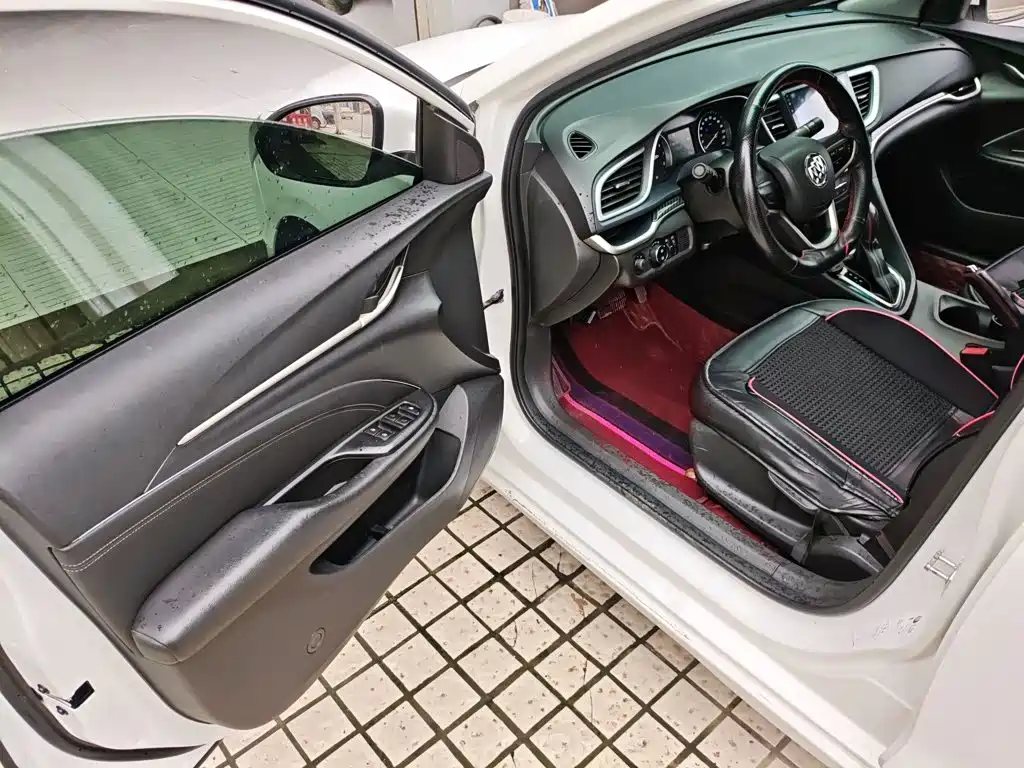 Buick Excelle — миниатюра 16