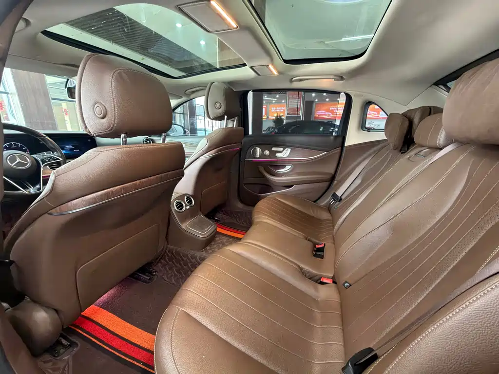 MERCEDES-BENZ E CLASS