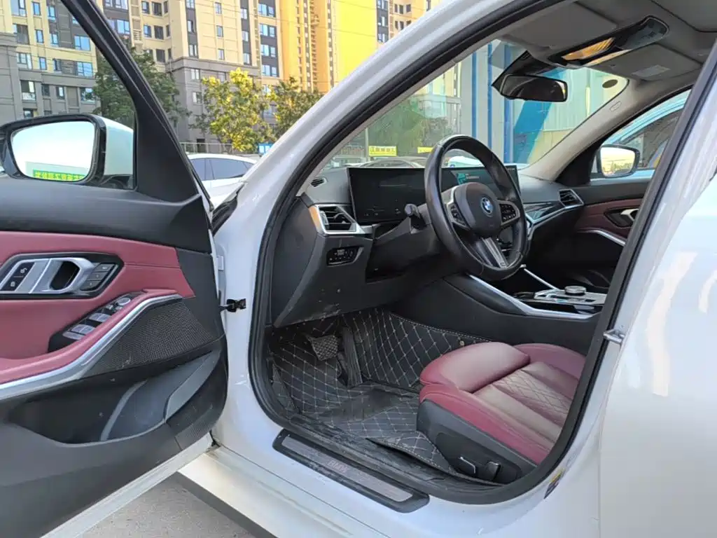 BMW i3 — миниатюра 16