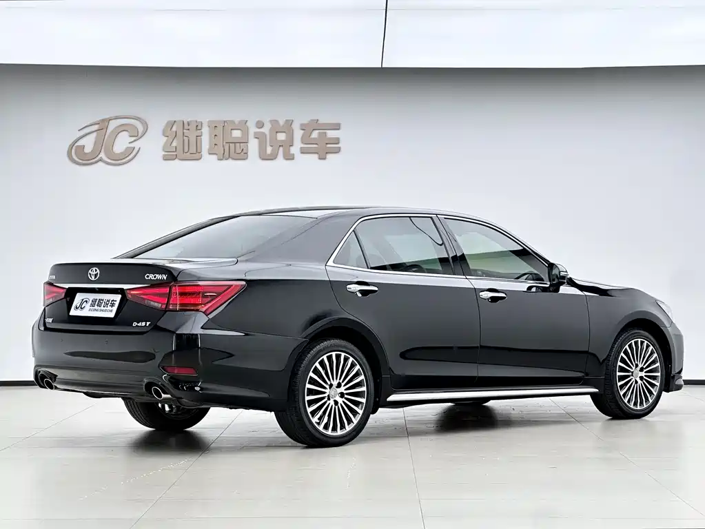 Toyota Crown 2018 2.0T Sport