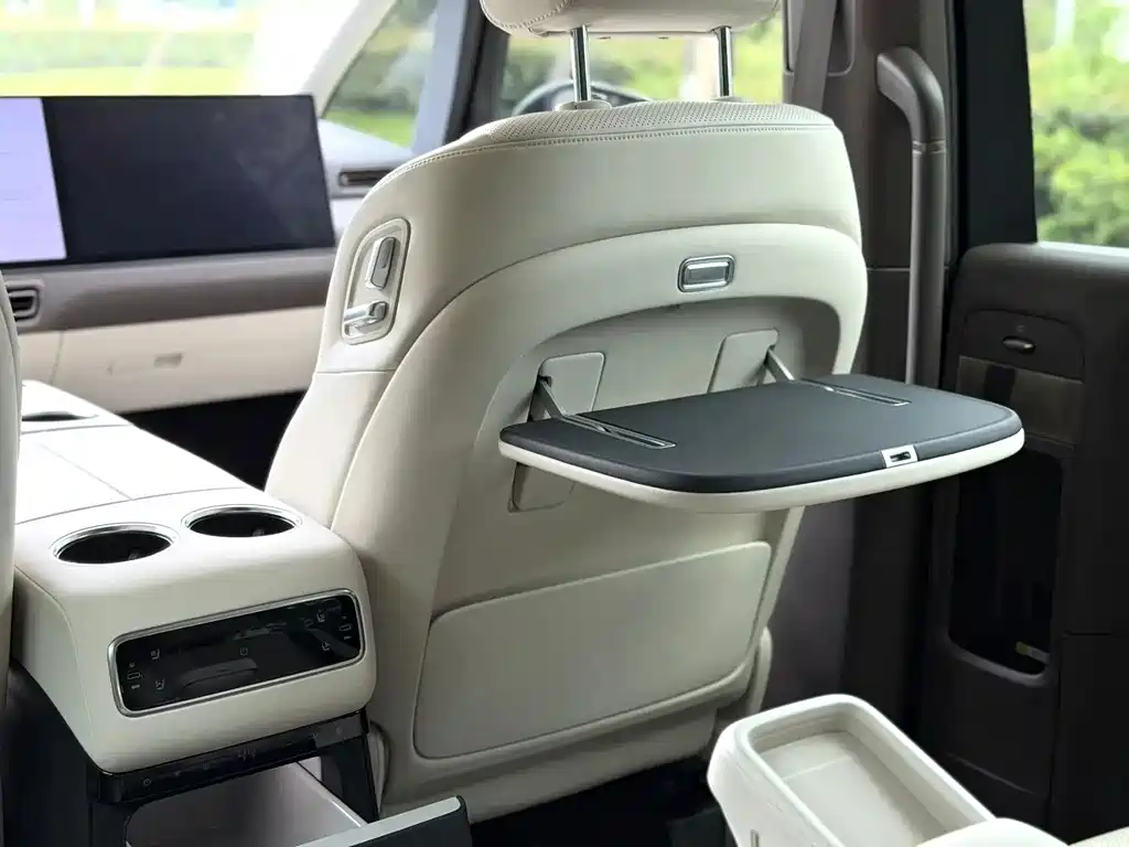 Li Auto Li MEGA — миниатюра 5