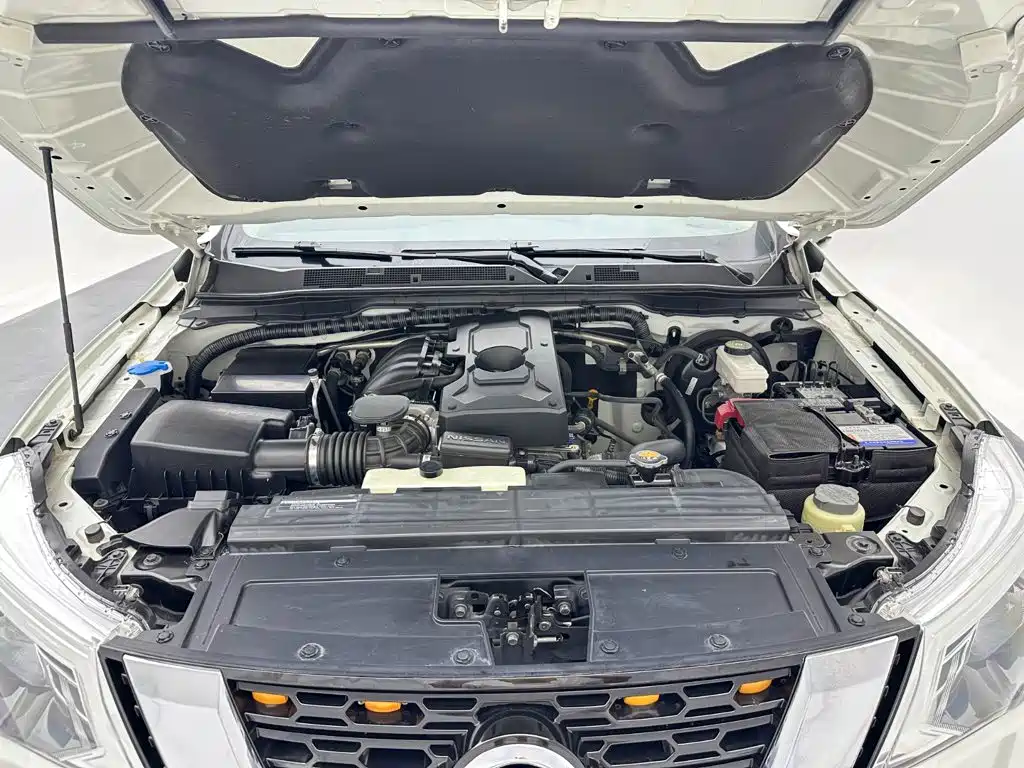 Nissan Terra — миниатюра 27