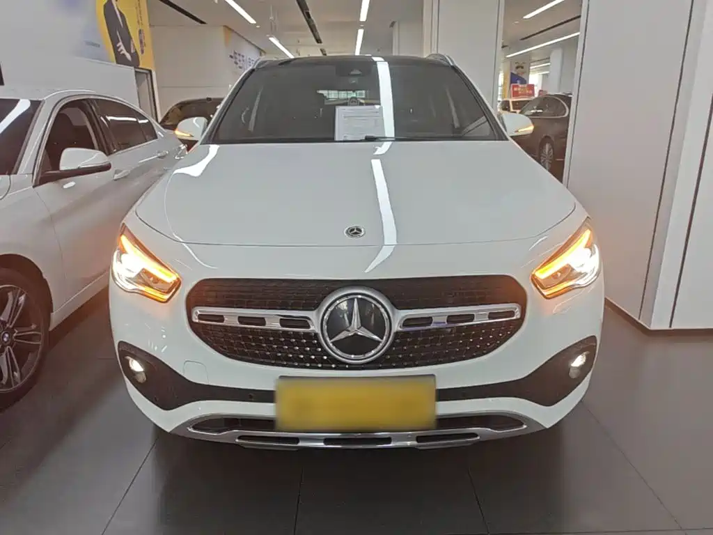 Mercedes-Benz GLA — миниатюра 3