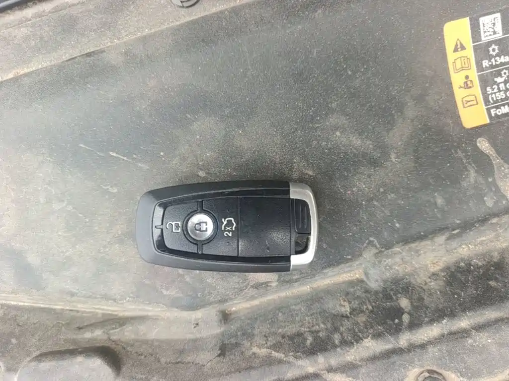 Ford Mondeo — миниатюра 9