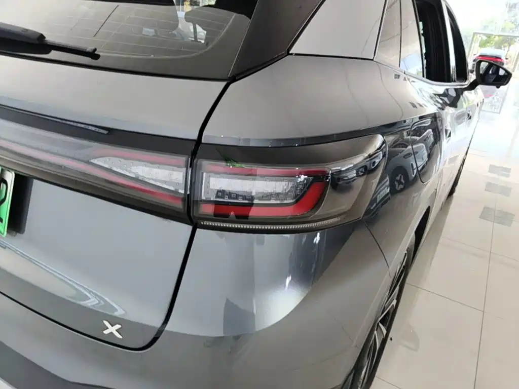 Volkswagen ID.4 X — миниатюра 8
