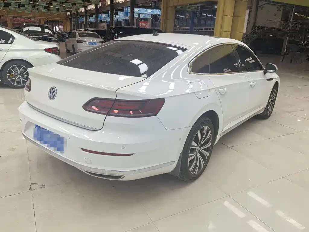 Volkswagen CC — миниатюра 7