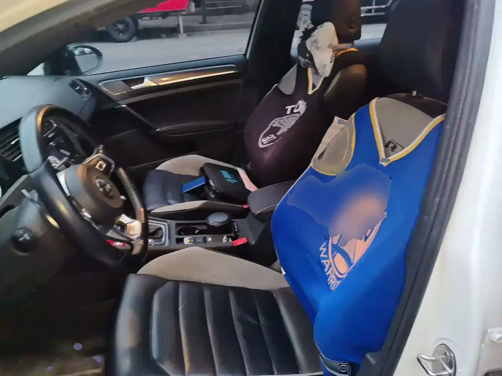 Volkswagen Golf — миниатюра 11