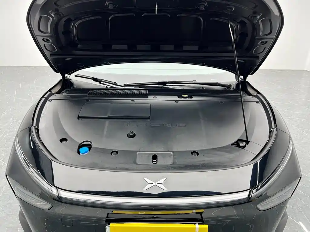 XPeng P7+ — миниатюра 10
