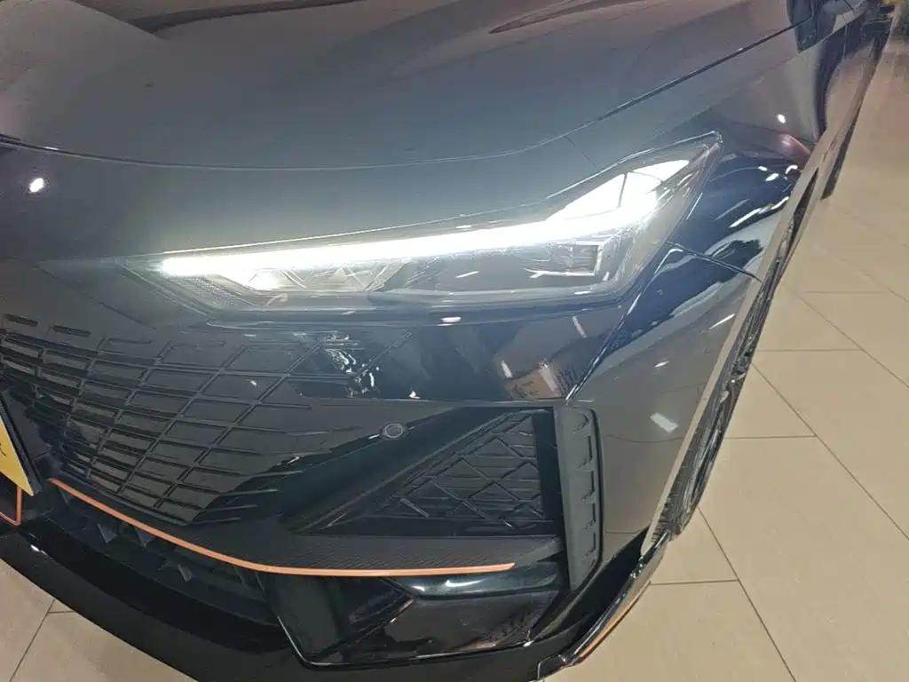 Changan UNI-V — миниатюра 24