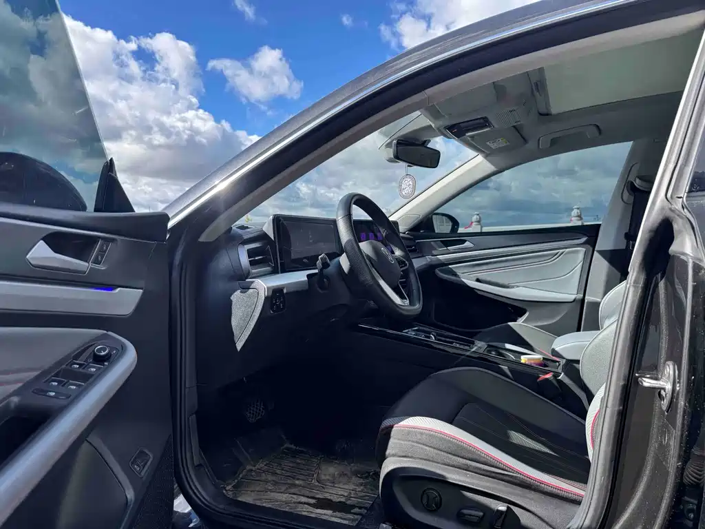 Volkswagen Lamando — миниатюра 7