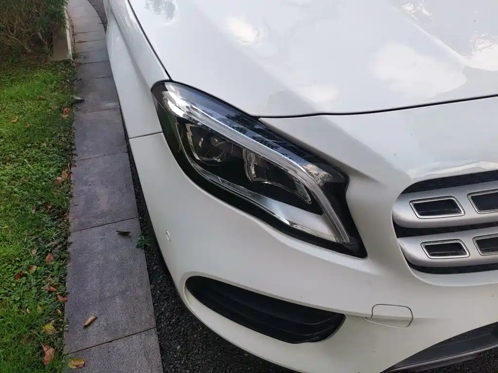 Mercedes-Benz GLA — миниатюра 7