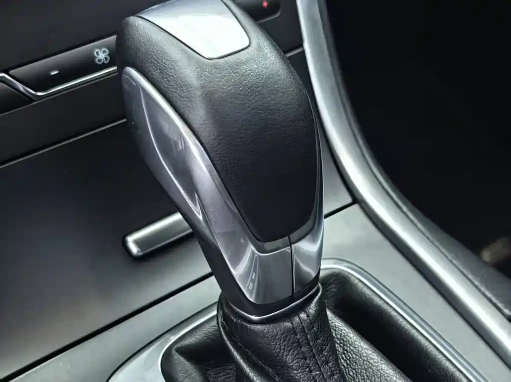 Ford Edge — миниатюра 22