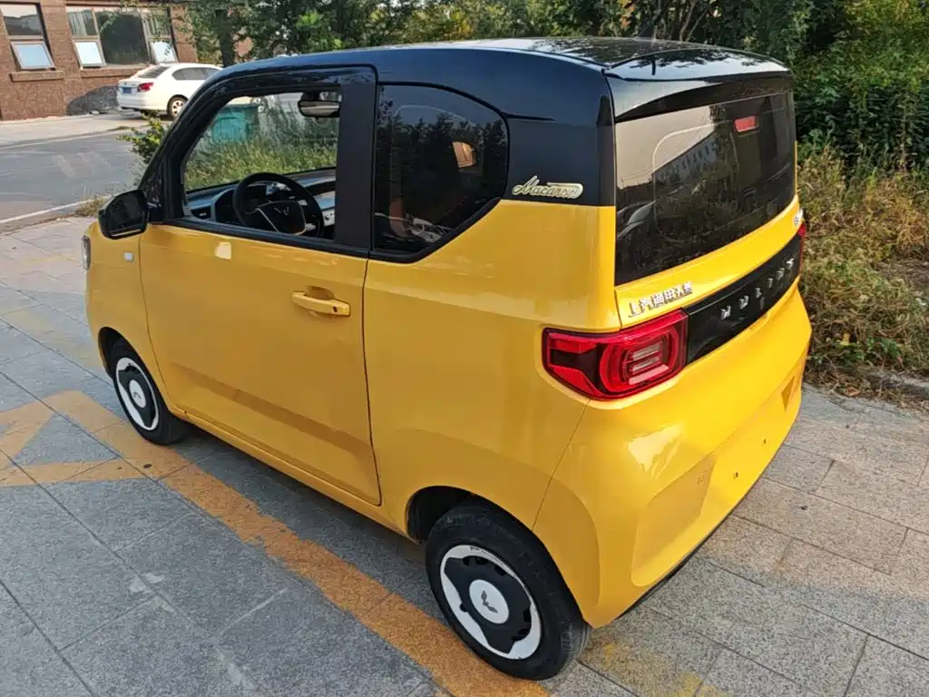 Wuling MINIEV — миниатюра 5