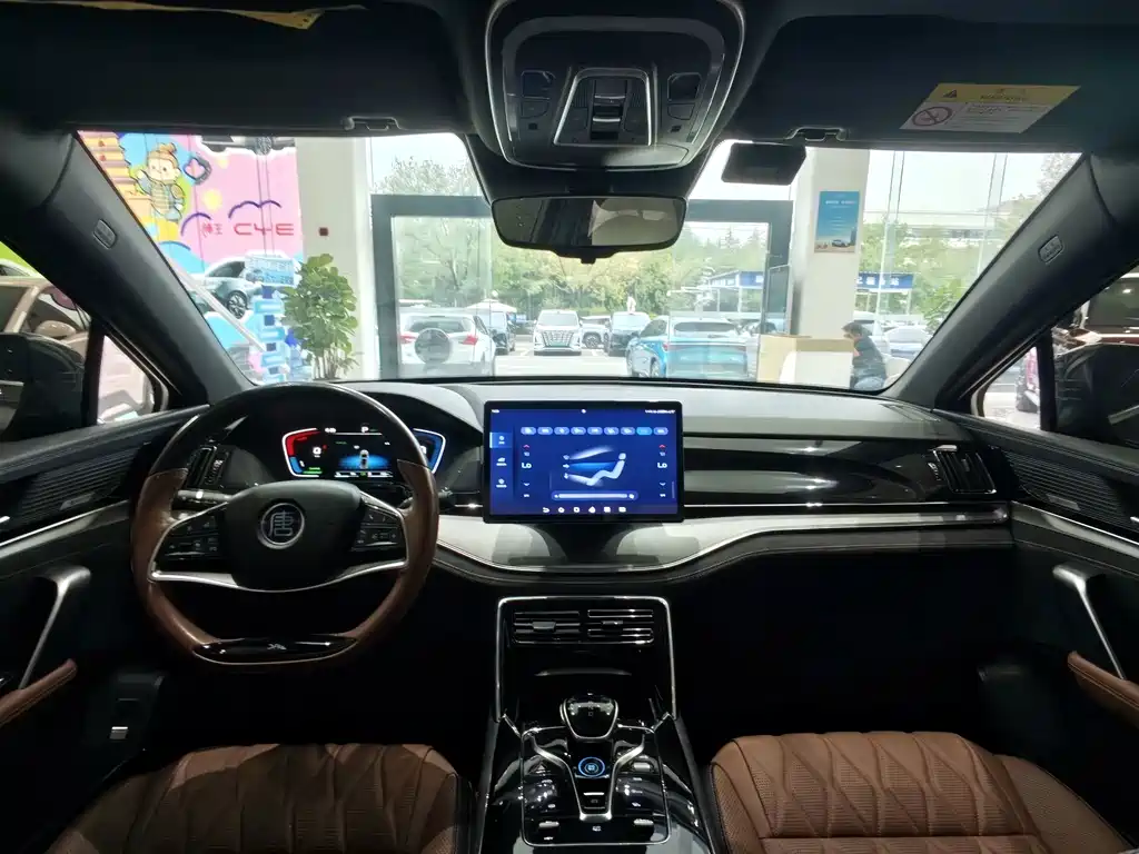 BYD Tang New Energy — миниатюра 14