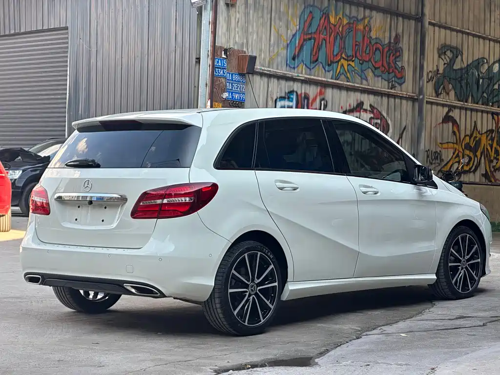 Mercedes-Benz B-Class — миниатюра 4