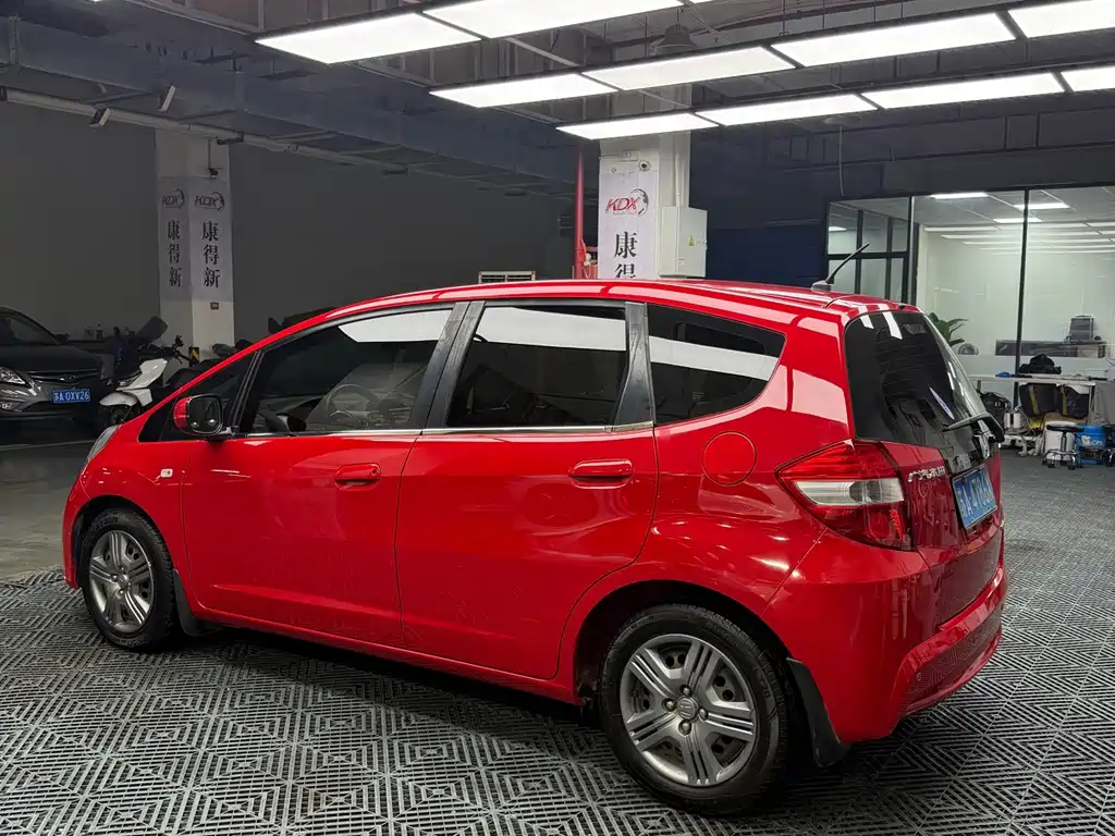 Honda Fit — миниатюра 3