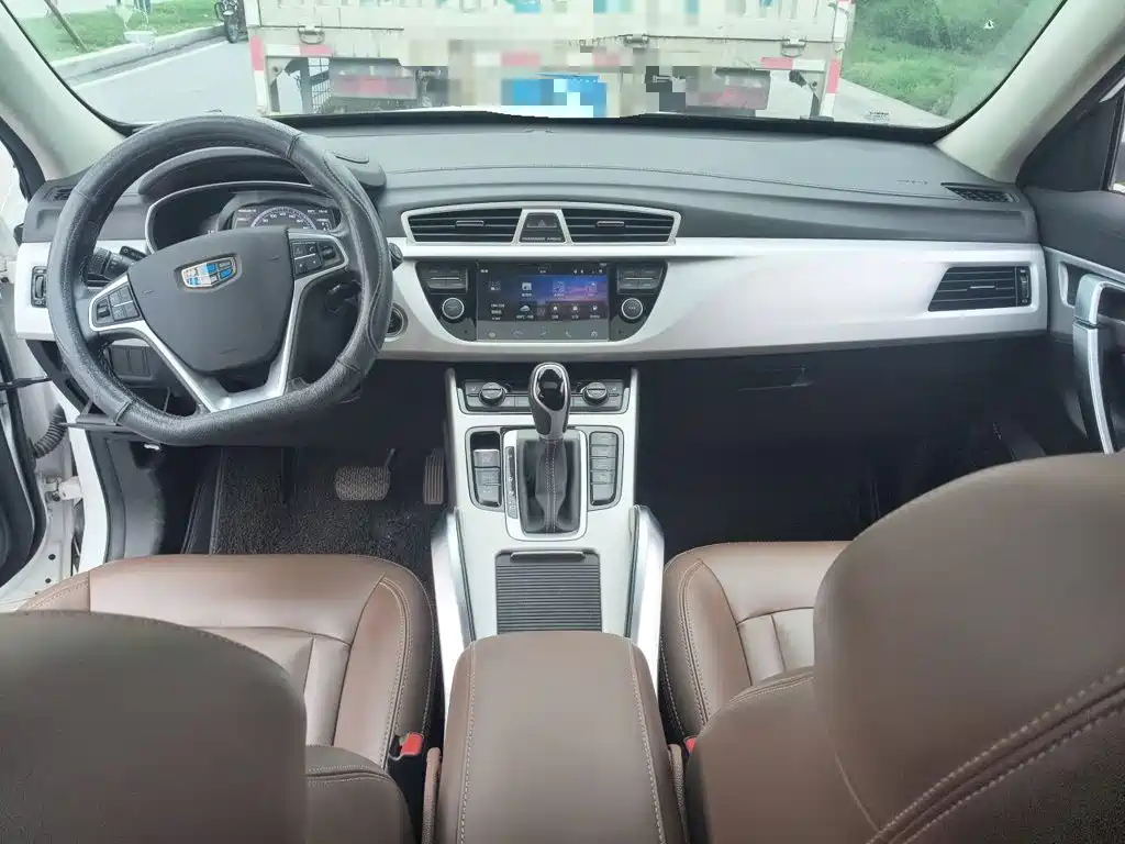 Geely Boyue — миниатюра 5