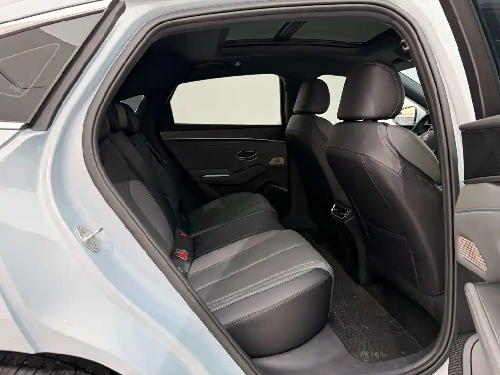 BYD Qin L — миниатюра 23