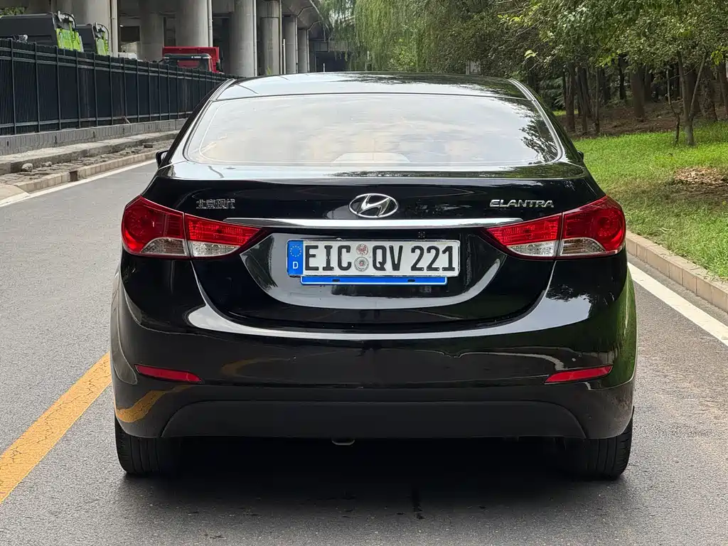 Hyundai Elantra Langdong 1.6L Auto Leading Type, фото 5