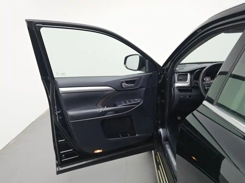 Toyota Highlander — миниатюра 8