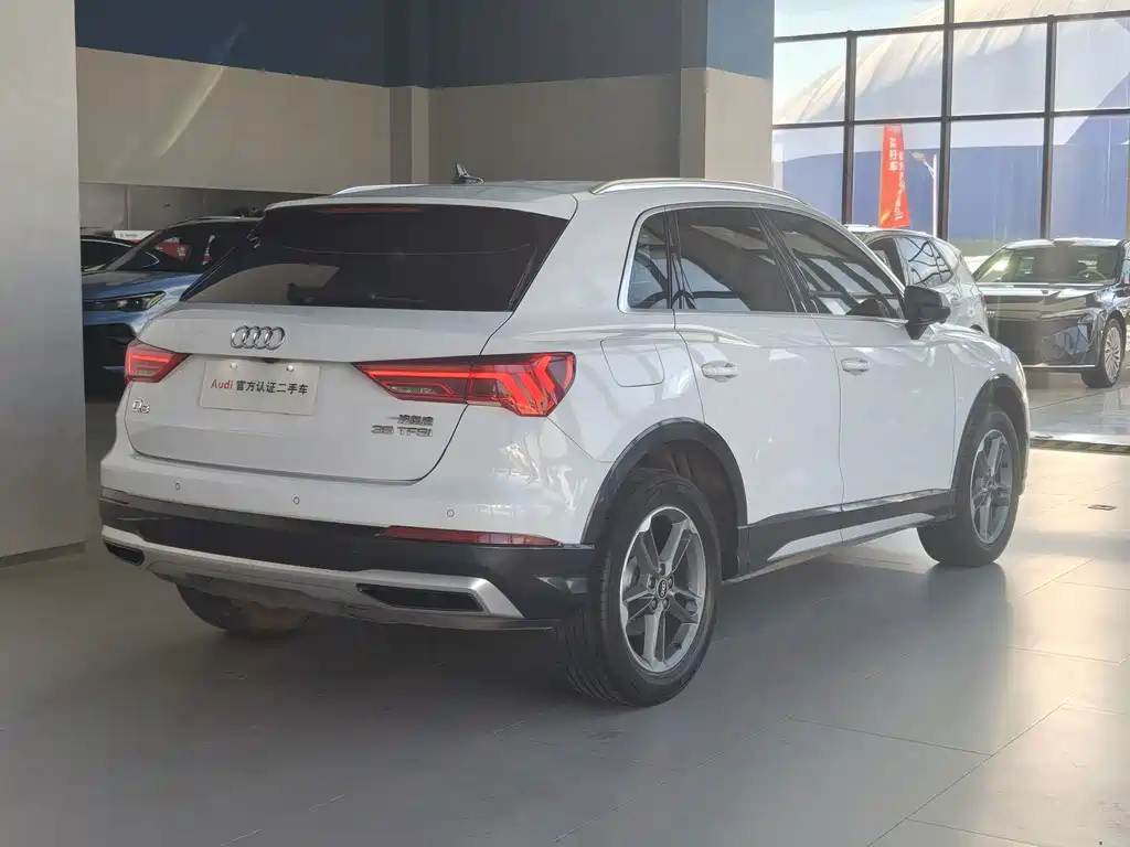 Audi Q3 — миниатюра 5