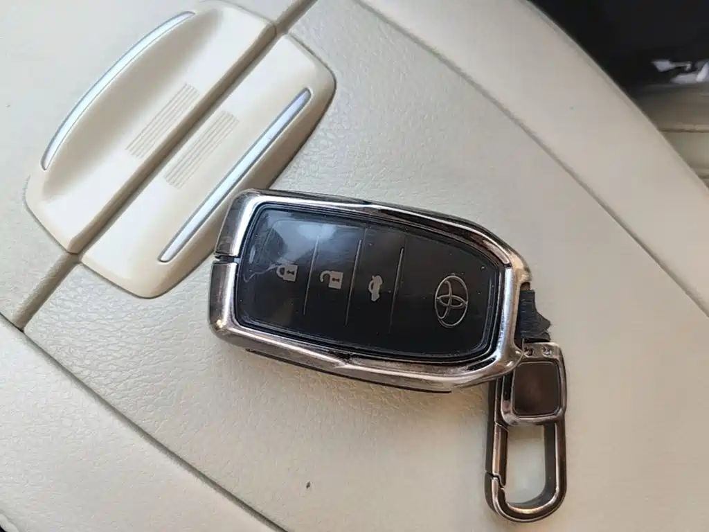Toyota Highlander — миниатюра 9
