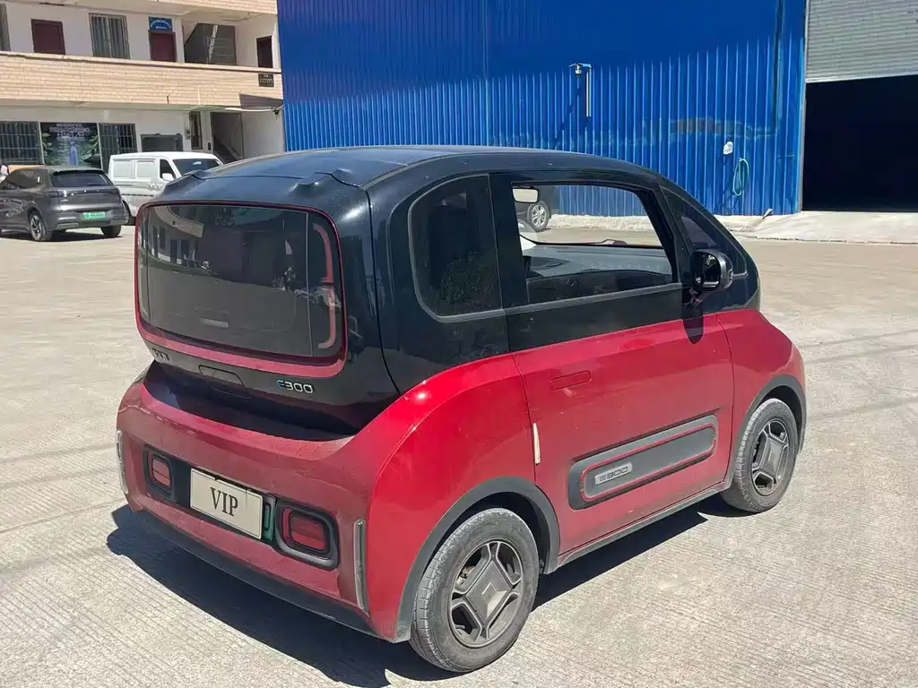 Baojun E300 — миниатюра 5