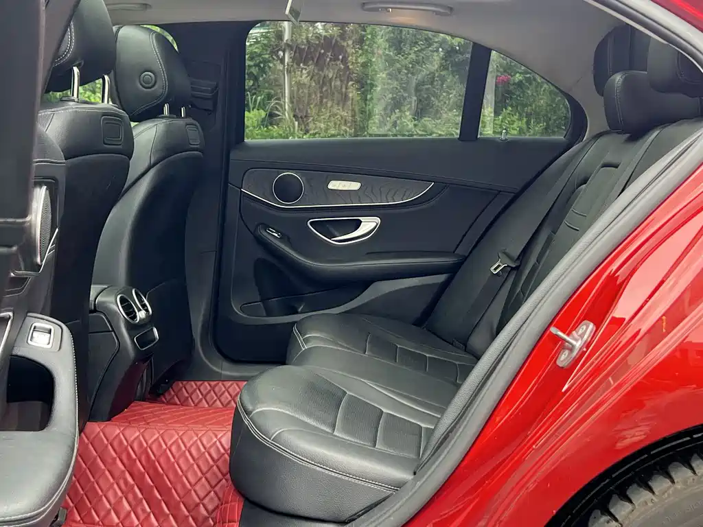 Mercedes-Benz C-Class — миниатюра 7