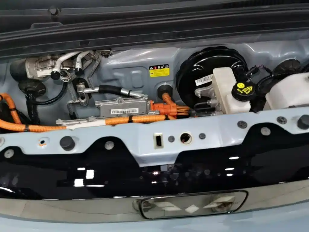 Wuling MINIEV — миниатюра 20