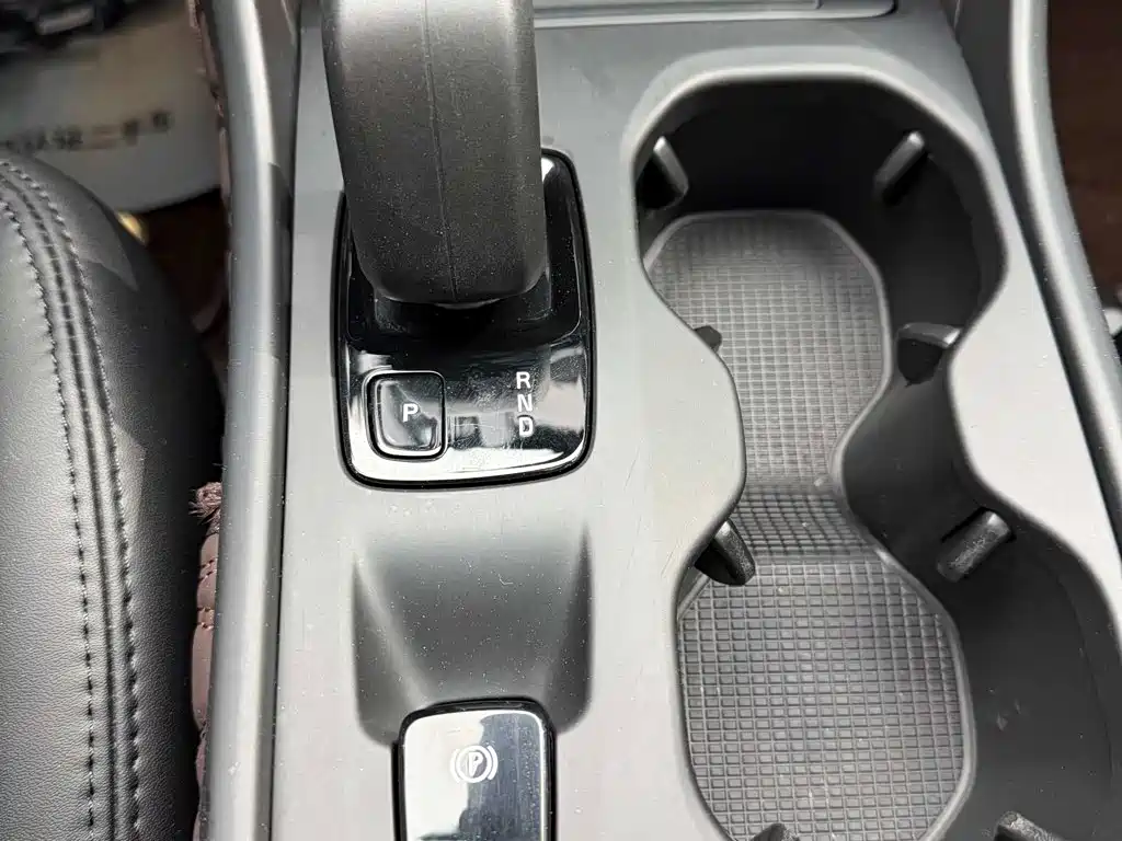 Volvo XC40 — миниатюра 19