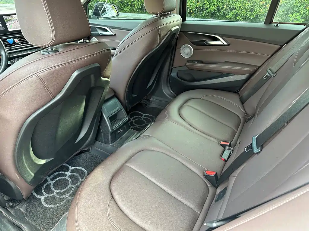 BMW 1 Series — миниатюра 10