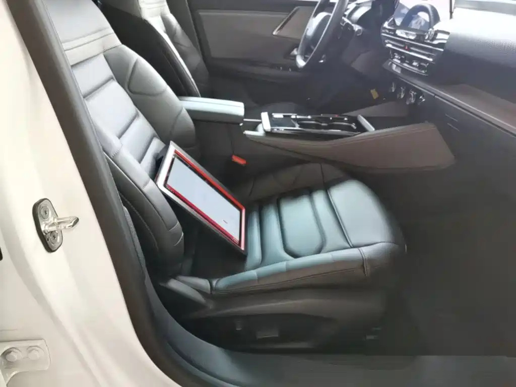 Citroen C5 X — миниатюра 25