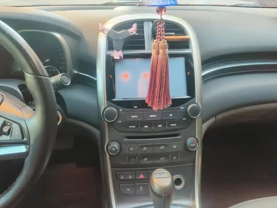 Chevrolet Malibu — миниатюра 13