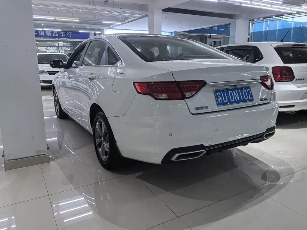 Geely Emgrand GL — миниатюра 6