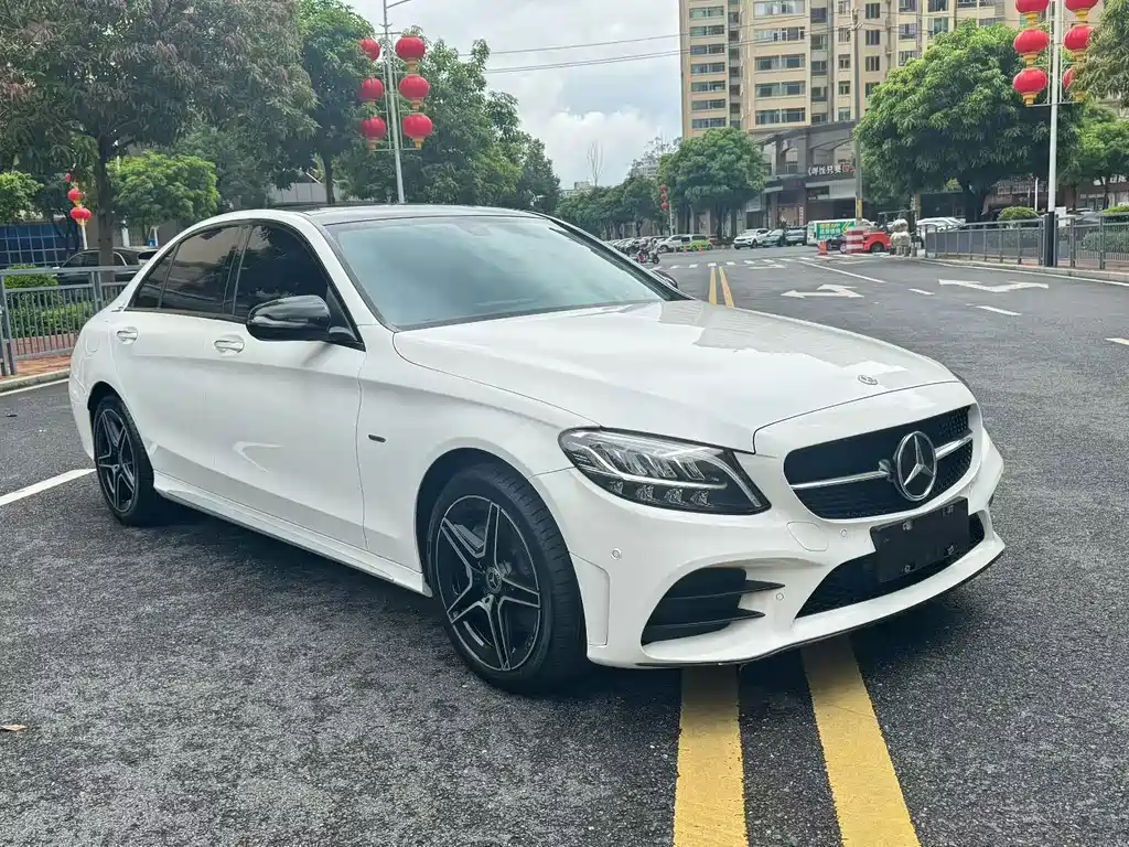 Mercedes-Benz C-Class — миниатюра 3