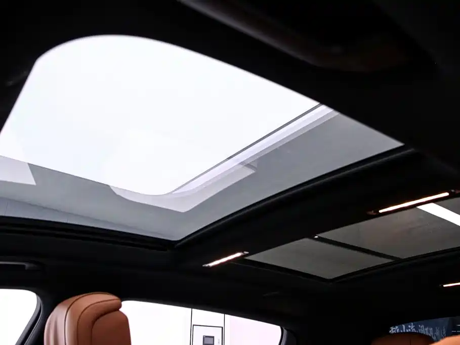 Mercedes-Benz S-Class — миниатюра 11