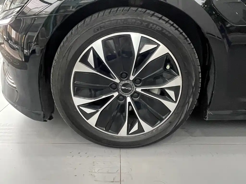 BYD Seal — миниатюра 3