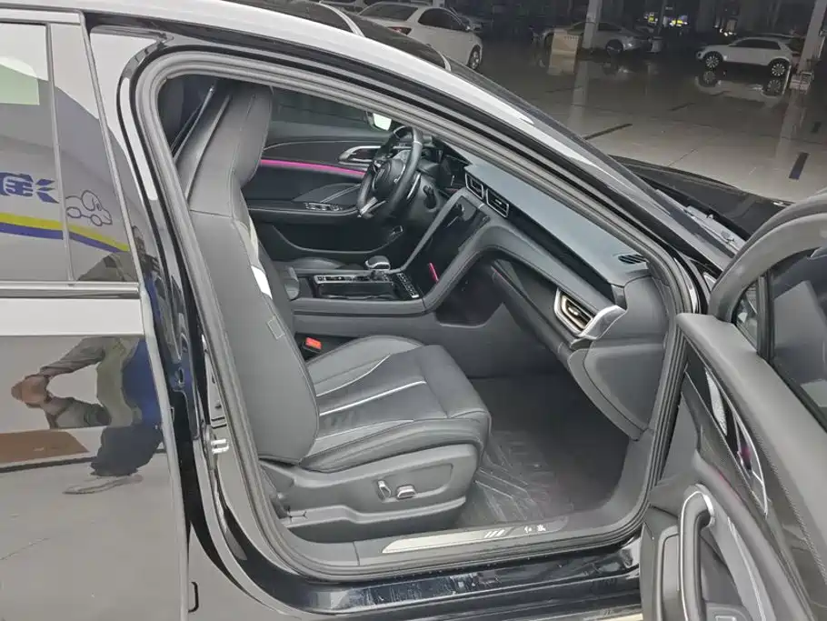 Hongqi Hongqi H6 — миниатюра 8