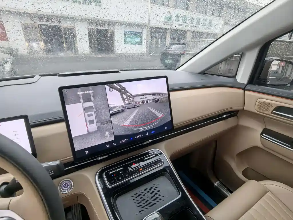 JAC Refine Refine RF8 PHEV — миниатюра 11