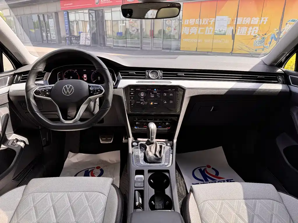 Volkswagen Magotan 2025 330TSI DSG Luxury