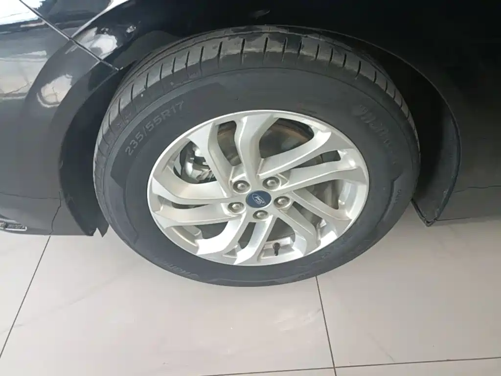 Ford Mondeo — миниатюра 23