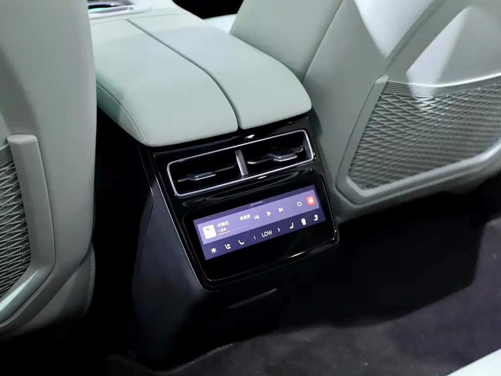 ZEEKR EXTREME KRYPTON 001