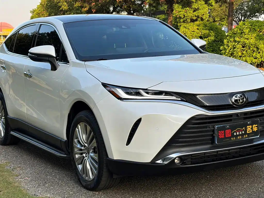 Toyota Harrier — миниатюра 3