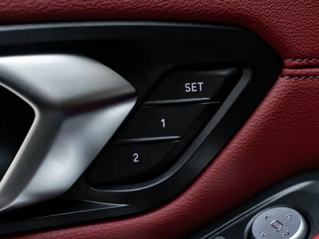 BMW 3 Series — миниатюра 21