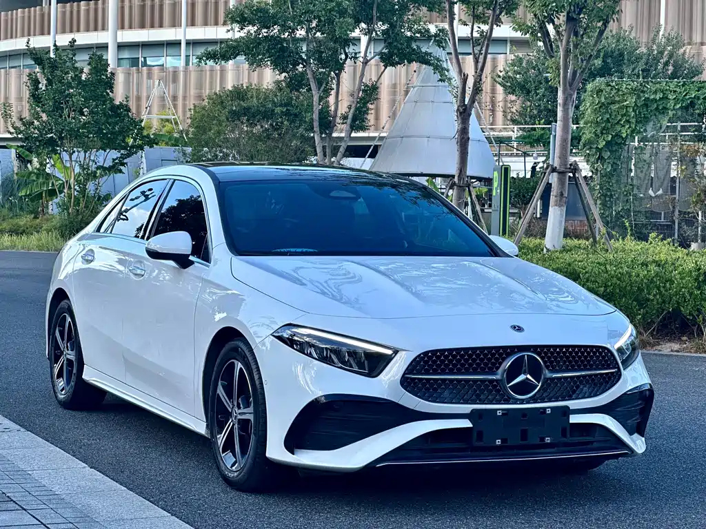Mercedes-Benz A-Class — миниатюра 3
