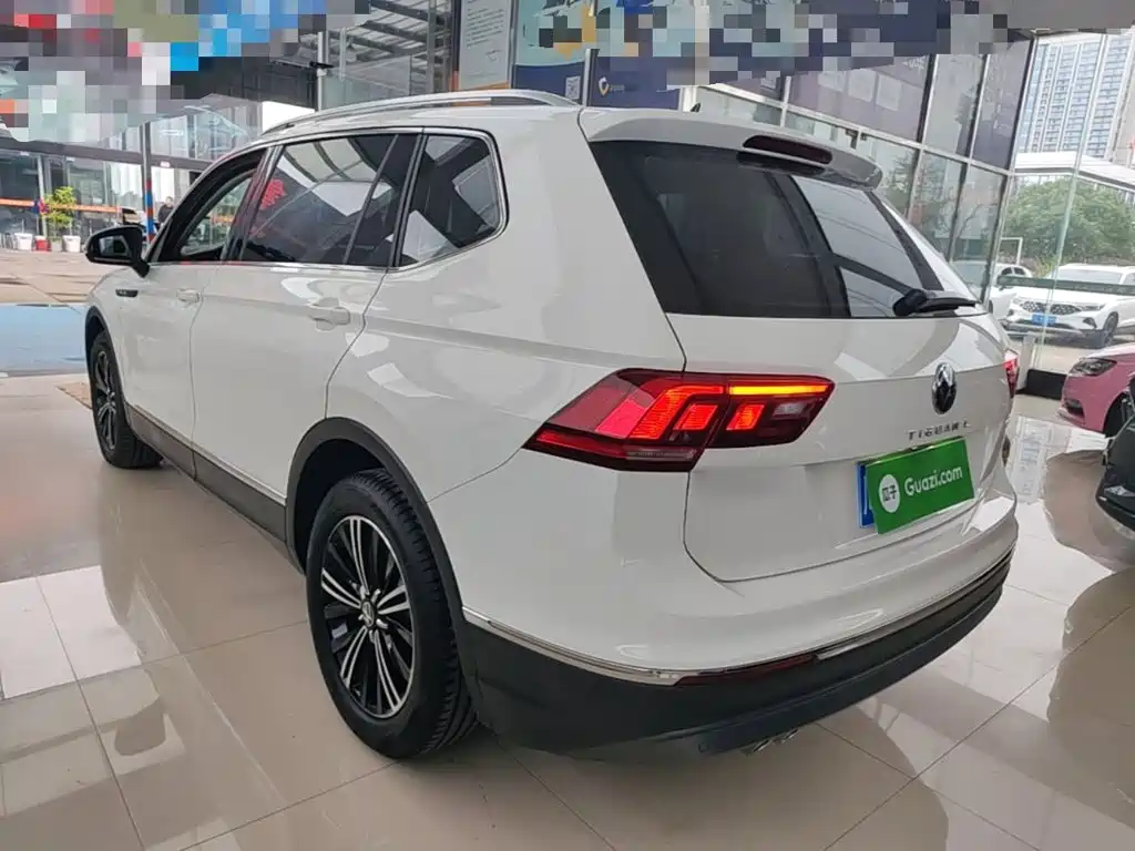 Volkswagen Tiguan L — миниатюра 5